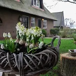 't Rheebokje Bed & Breakfast 3*
