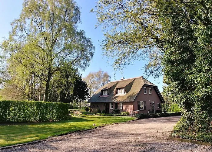 Bed & Breakfast 't Rheebokje 3*